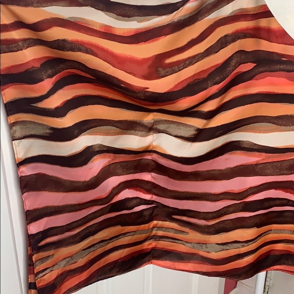 DANA BUCHMAN•BLOUSE - Picture 6 of 11